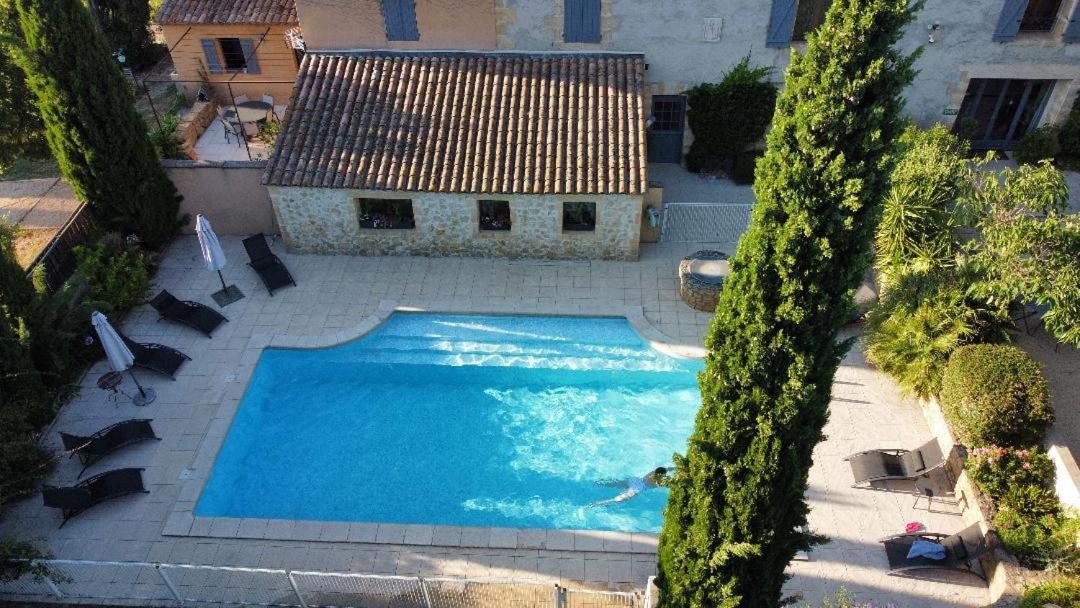 Le Mas Des Vergers Salon-de-Provence Exteriör bild